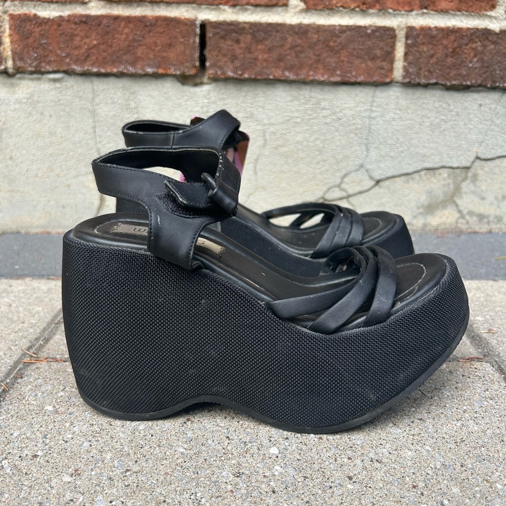 Y2K whimsigoth platform sandals